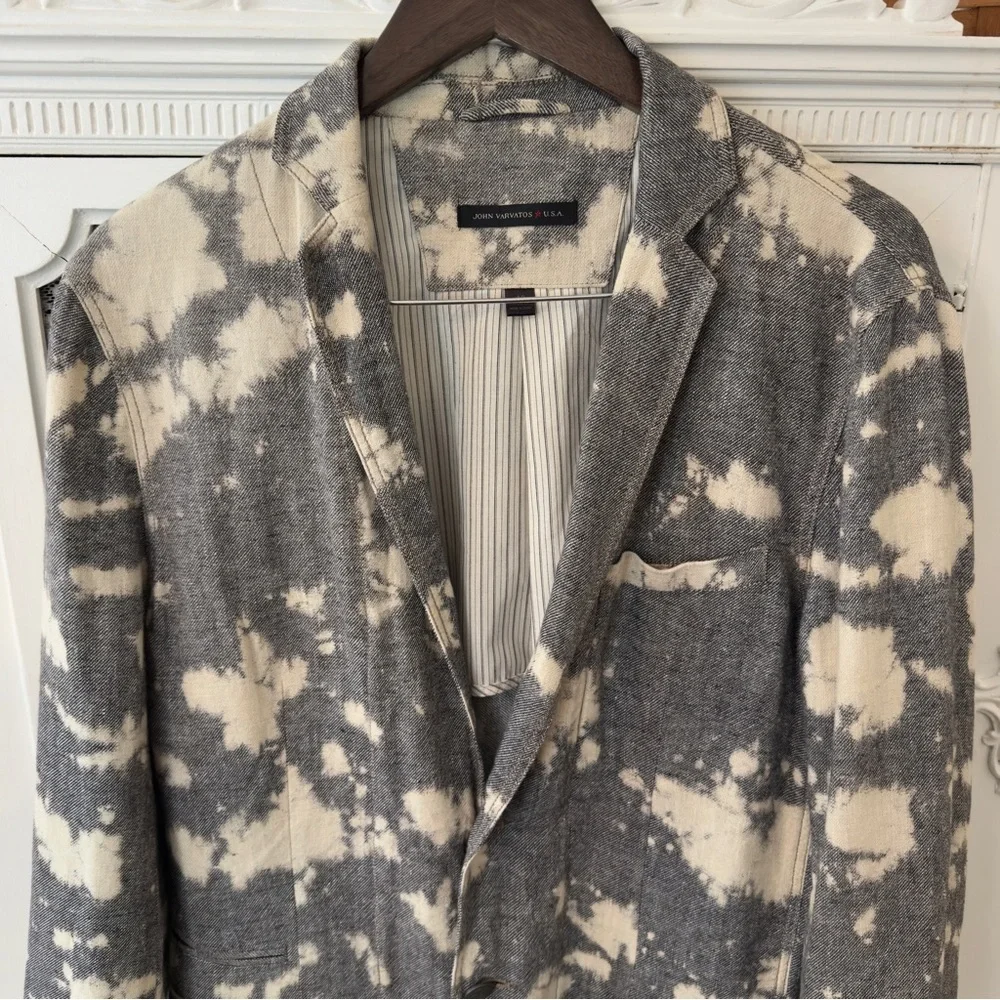 NWOT John Varvatos Star USA Tie Dye Cloud 2 Button Blazer Jacket Sport Coat